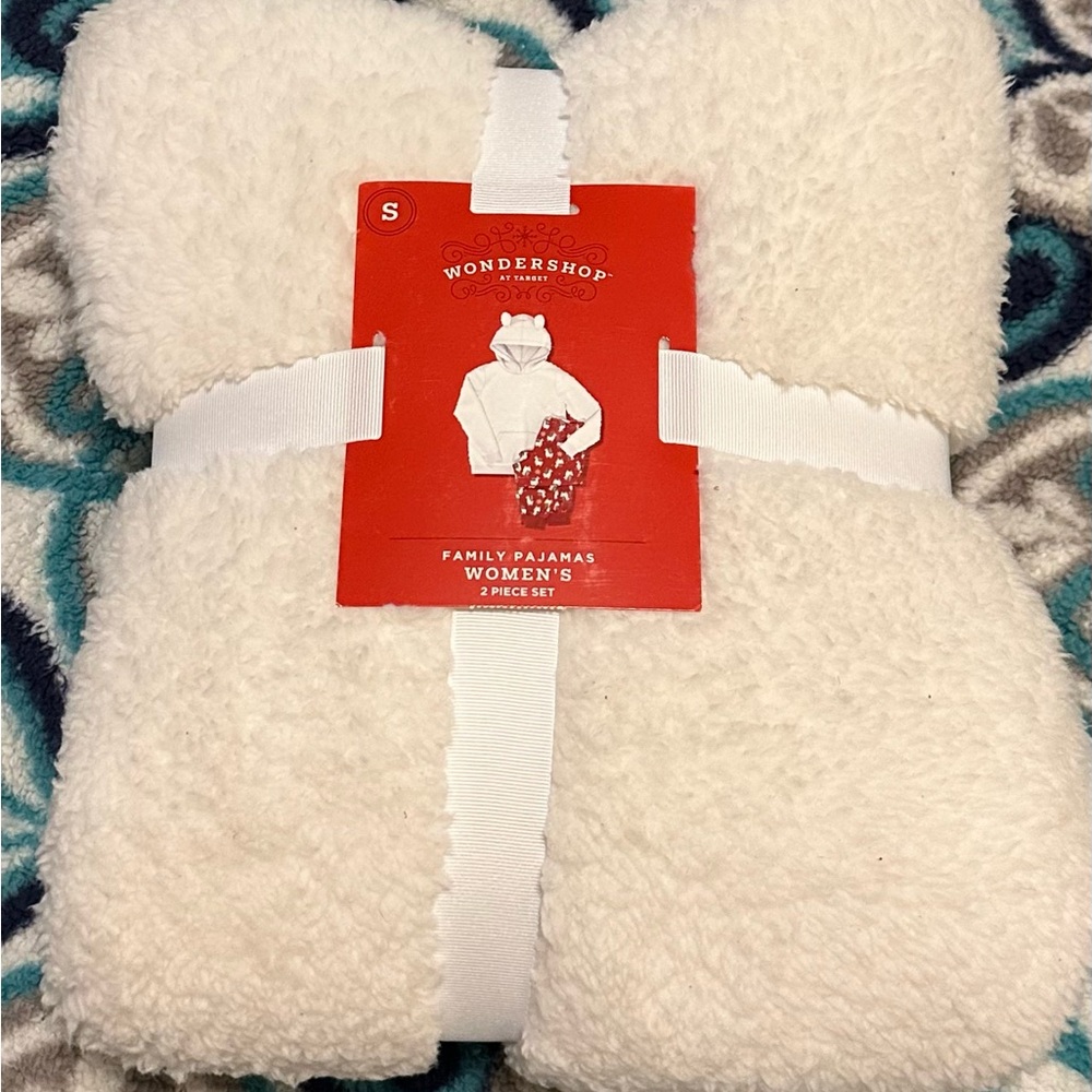 Women’s 2-piece wondershop holiday fleece llama pajama set size-Small